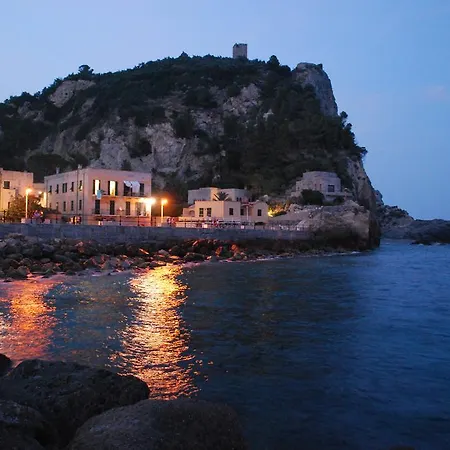 Les Agrumes Varigotti